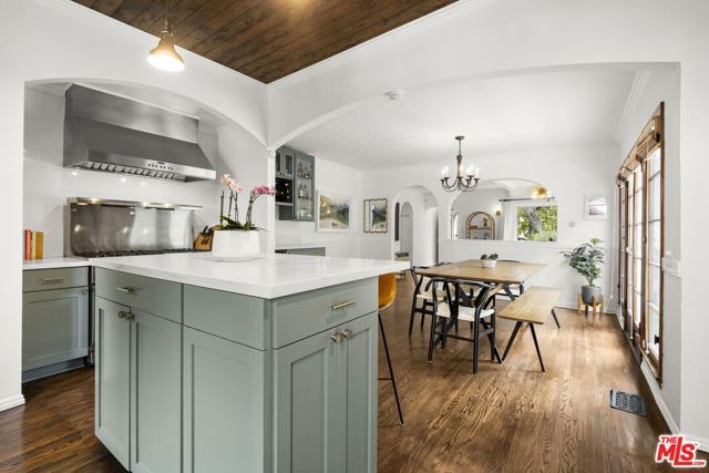 10635 Blythe Avenue, Los Angeles, CA 90064