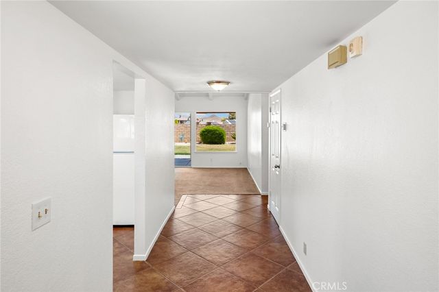 27055 Silver Lakes, Helendale, CA 92342