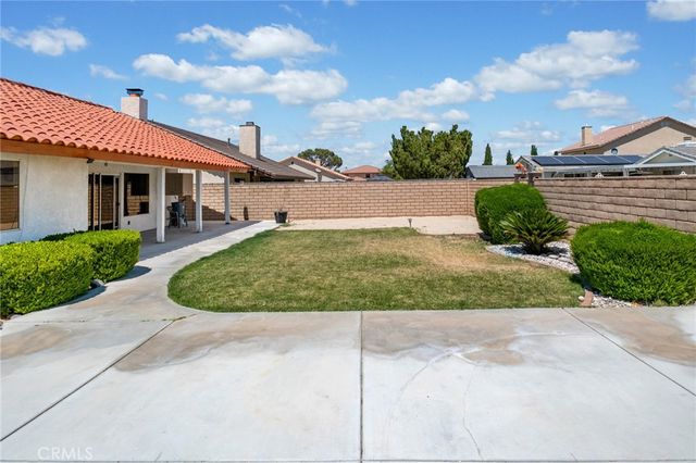 27055 Silver Lakes, Helendale, CA 92342