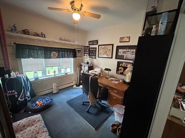 30 Park Rd, Webster, MA 01570