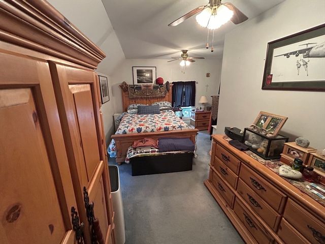 30 Park Rd, Webster, MA 01570