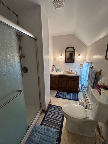 30 Park Rd, Webster, MA 01570