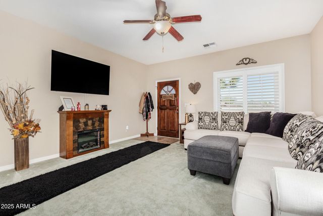 8995 W ONEIDA Drive, Arizona City, AZ 85123