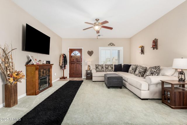 8995 W ONEIDA Drive, Arizona City, AZ 85123