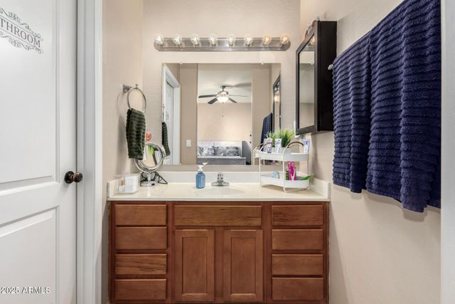 8995 W ONEIDA Drive, Arizona City, AZ 85123