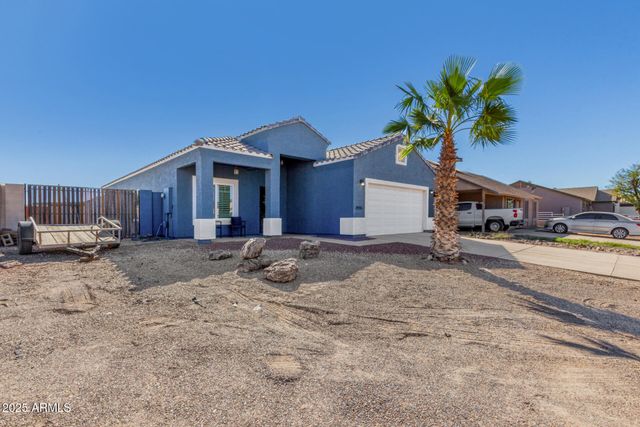 8995 W ONEIDA Drive, Arizona City, AZ 85123