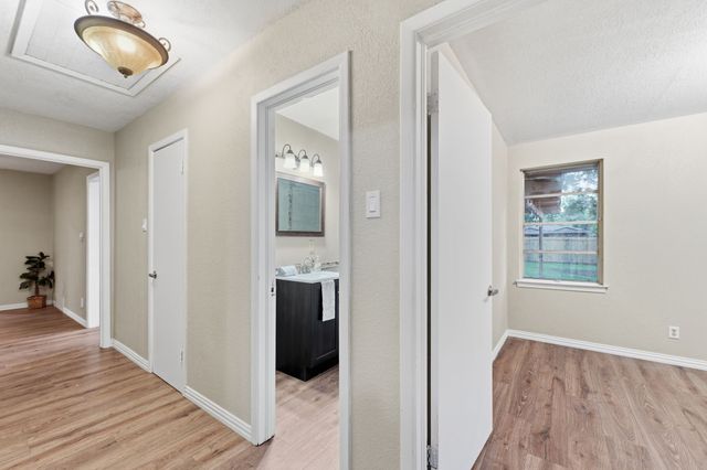 2633 Inadale Avenue, Dallas, TX 75228