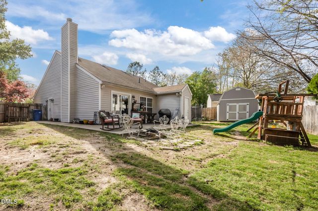 5209 Fieldwood Court, Raleigh, NC 27616