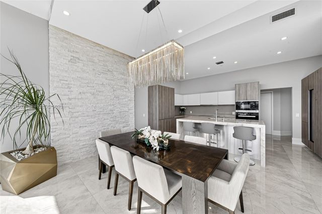 2900 NE 7th Ave 4904, Miami, FL 33137