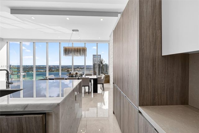 2900 NE 7th Ave 4904, Miami, FL 33137