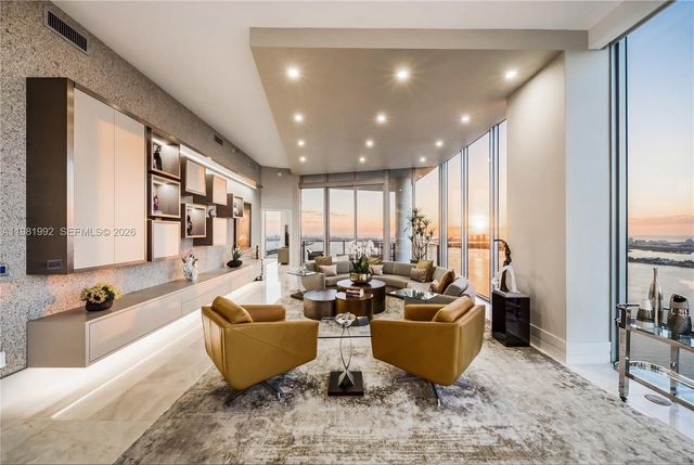 2900 NE 7th Ave 4904, Miami, FL 33137