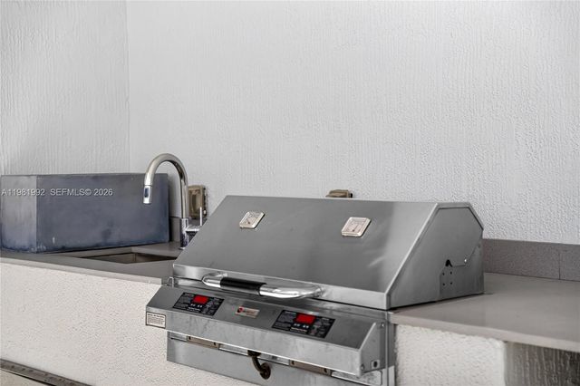 2900 NE 7th Ave 4904, Miami, FL 33137