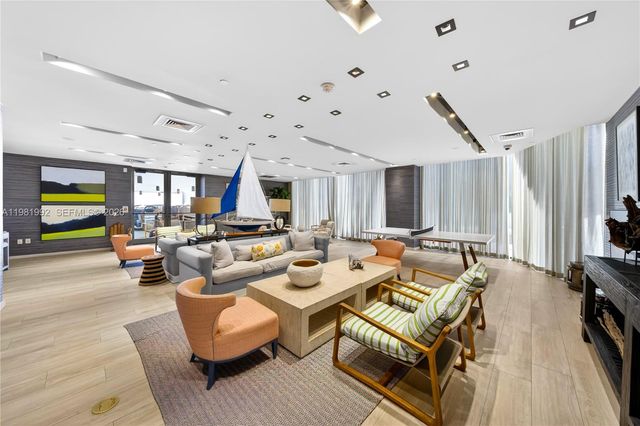 2900 NE 7th Ave 4904, Miami, FL 33137