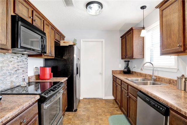 7693 Broome Court, Theodore, AL 36582