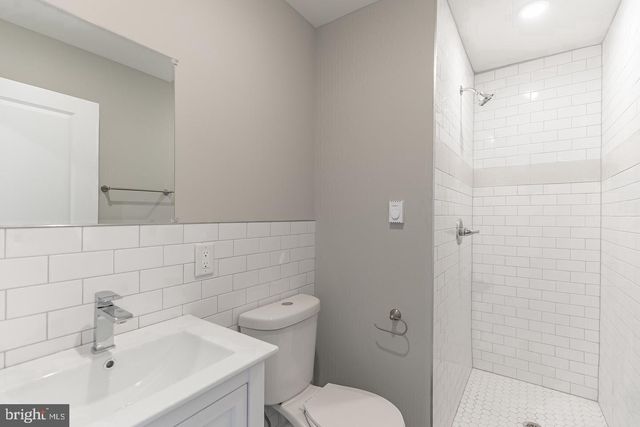 2243 N BROAD ST, Philadelphia, PA 19132