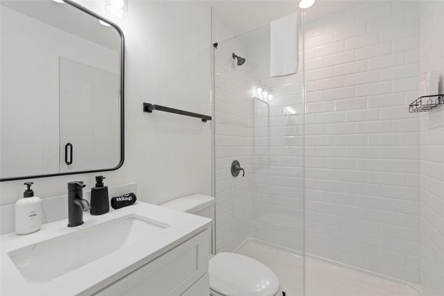 1417 Kramer LN 21, Austin, TX 78758