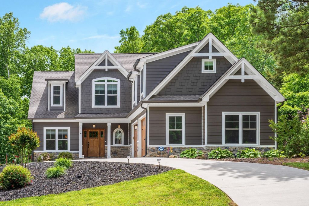 114 Monroe Drive, Ringgold, GA 30736