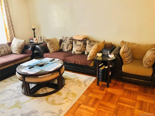 162-01 Powells Cove Boulevard 1M, Whitestone, NY 11357