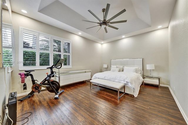 12438 NW 57th Ct, Coral Springs, FL 33076