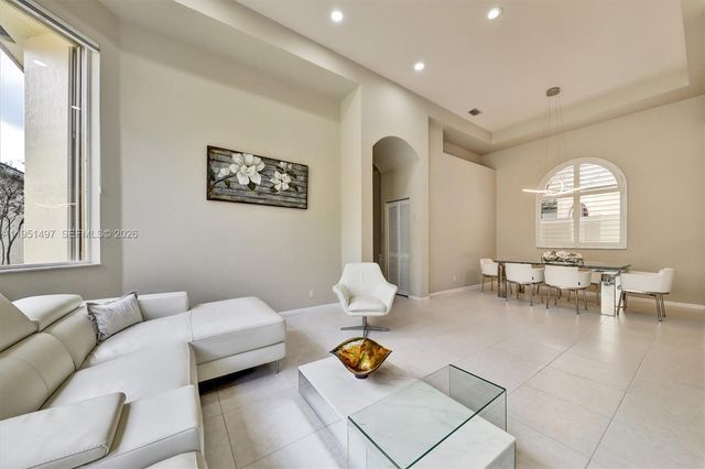 12438 NW 57th Ct, Coral Springs, FL 33076