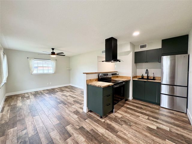 10333 LOUBET STREET, Orlando, FL 32817