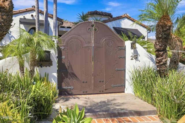 25 Encinal Place, Ventura, CA 93001