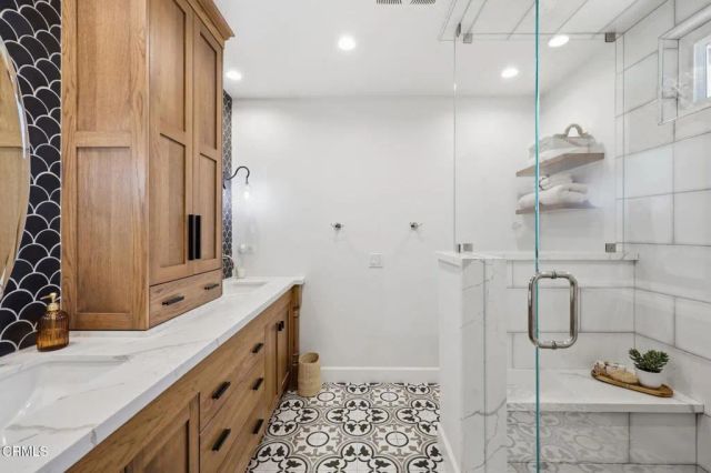 25 Encinal Place, Ventura, CA 93001