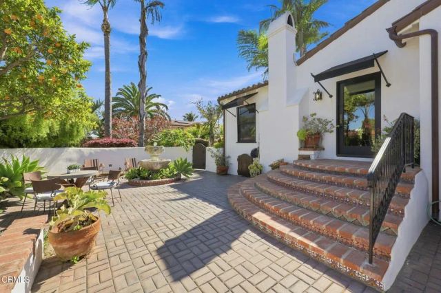 25 Encinal Place, Ventura, CA 93001