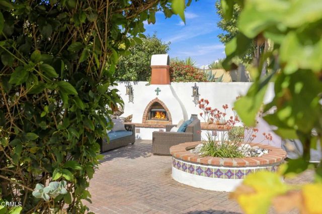 25 Encinal Place, Ventura, CA 93001