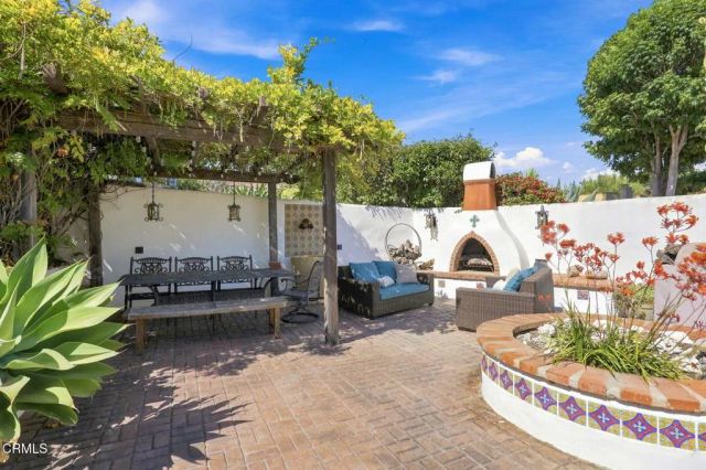 25 Encinal Place, Ventura, CA 93001