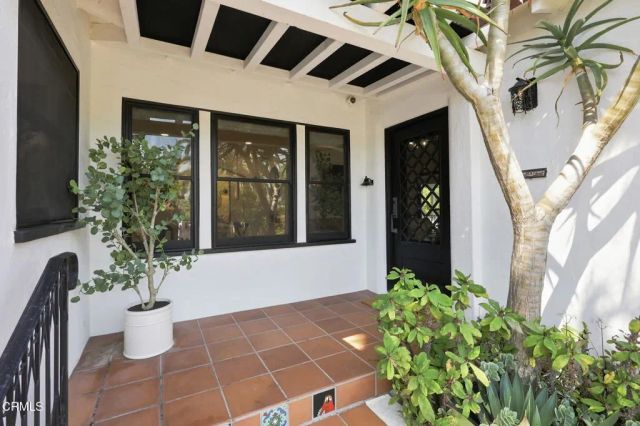 25 Encinal Place, Ventura, CA 93001