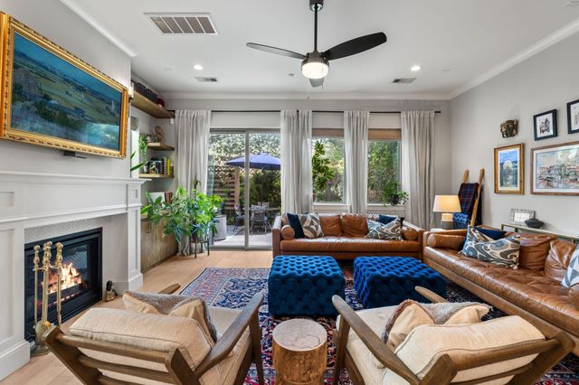 1240 W Bell Street, Houston, TX 77019