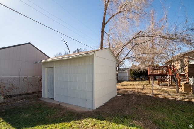 87 W 8710 S, Sandy, UT 84070