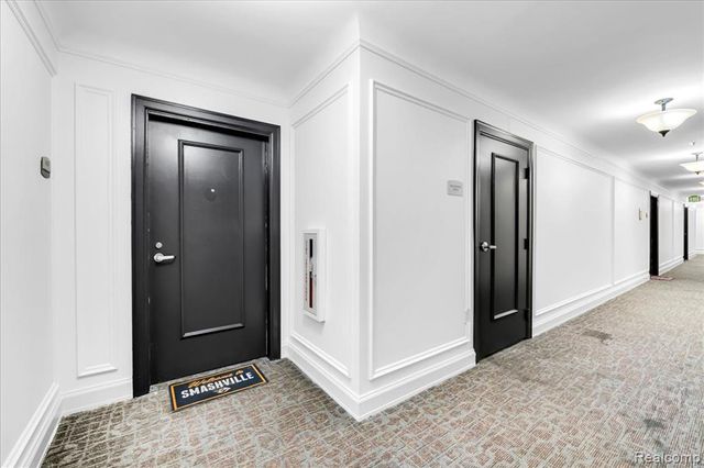 525 W Lafayette Boulevard 11D, Detroit, MI 48226