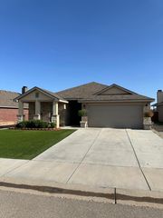2113 142nd Street, Lubbock, TX 79423