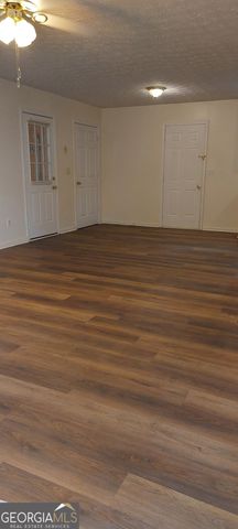 5711 McLeod Street, Lula, GA 30554