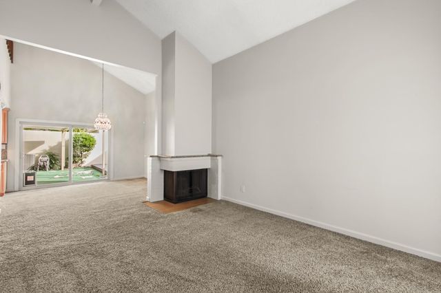 5883 Kahara Ct, Sacramento, CA 95822