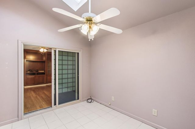 5883 Kahara Ct, Sacramento, CA 95822