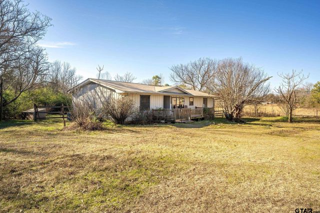 8439 Hyena RD, Gilmer, TX 75644