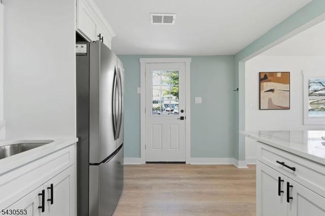 45 W Shawnee Trl, Jefferson Twp., NJ 07885
