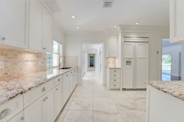 10640 SW 61st Ave, Pinecrest, FL 33156