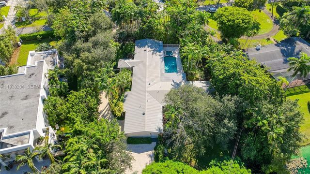 10640 SW 61st Ave, Pinecrest, FL 33156
