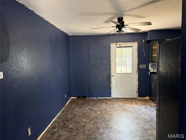 2640 Highway H, Sullivan, MO 63080