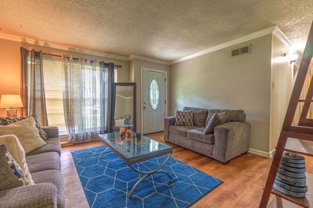 1950 VICTORIA AVE, Memphis, TN 38116