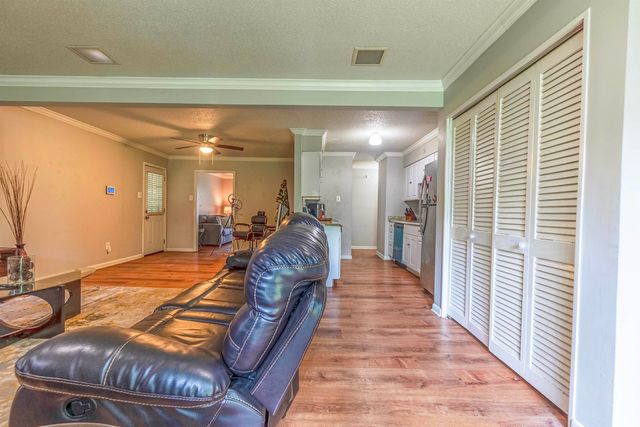 1950 VICTORIA AVE, Memphis, TN 38116