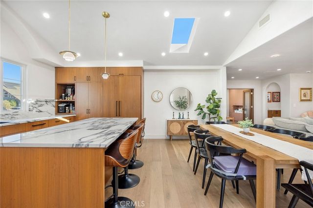 4001 Elm, Long Beach, CA 90807