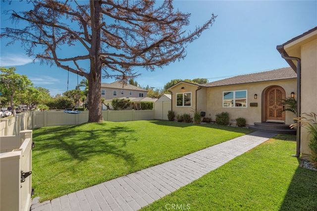 4001 Elm, Long Beach, CA 90807