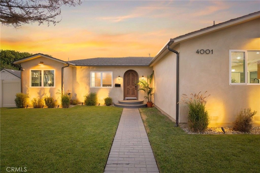 4001 Elm, Long Beach, CA 90807