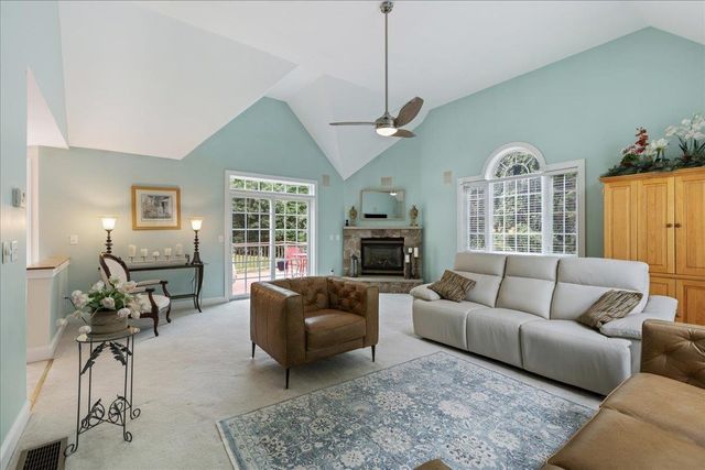 1049 Bridge Street, Pelham, NH 03076