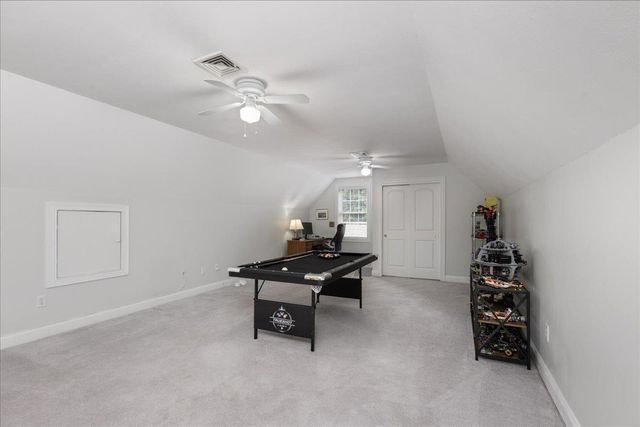 1049 Bridge Street, Pelham, NH 03076